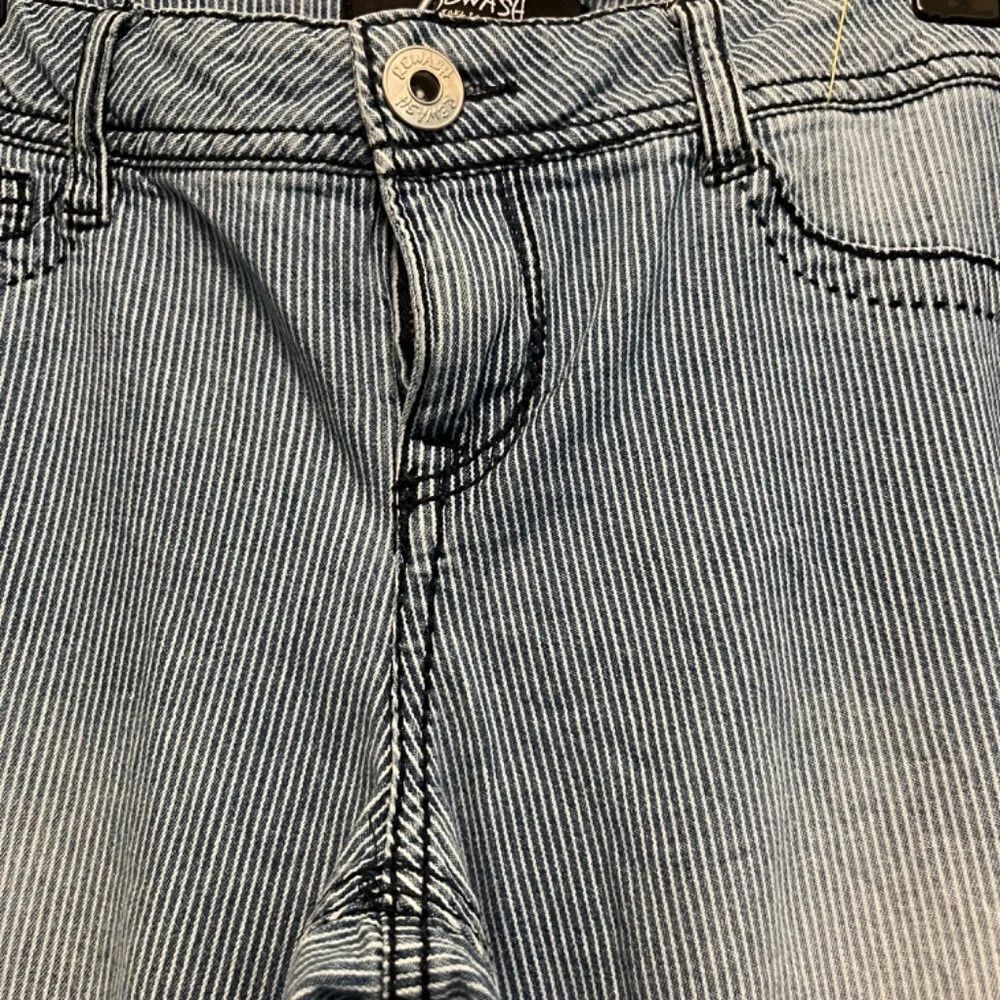 ReWash Low Rise Jeans - Size 7 - Denim & White Pin Stripe - EUC - Picture 7 of 14